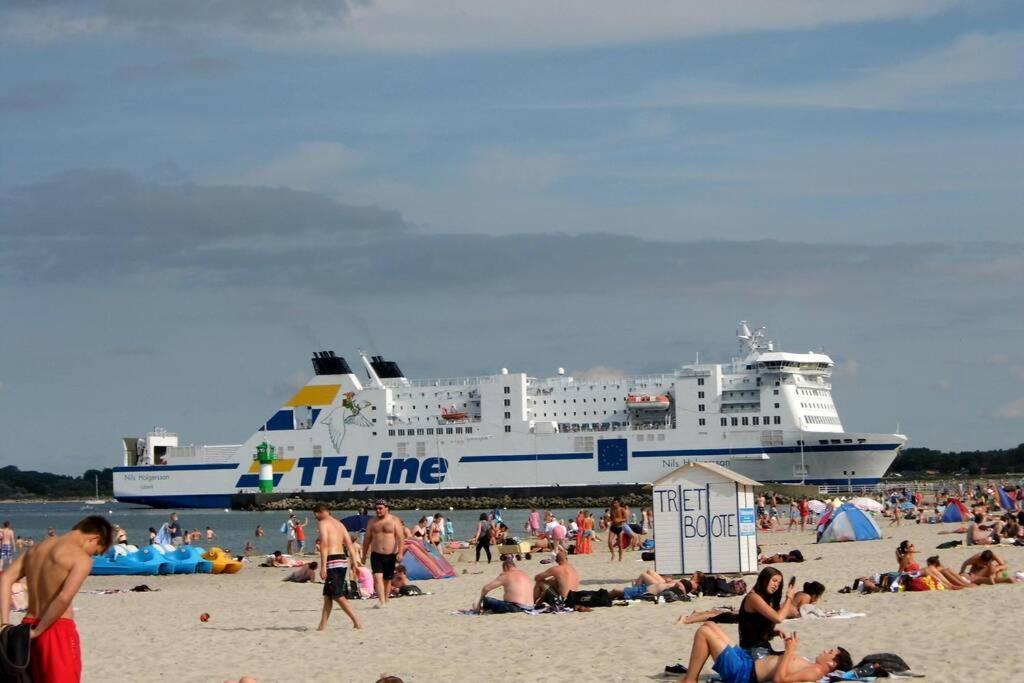 Traveloge Mit Schwimmbad Und Sauna Любек Экстерьер фото