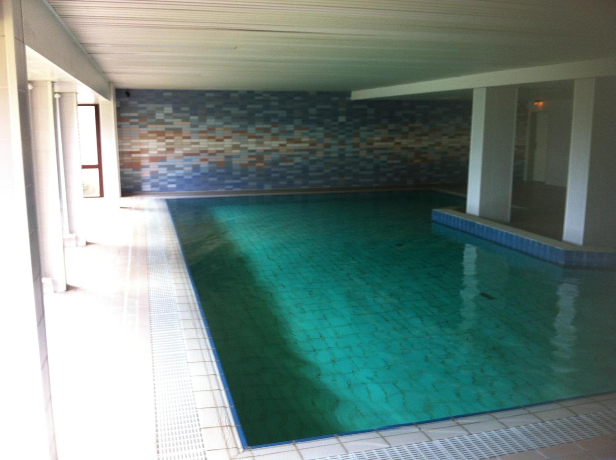 Traveloge Mit Schwimmbad Und Sauna Любек Экстерьер фото